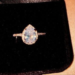 Pear shaped CZ with platinum plate over silver and Rhodium coating